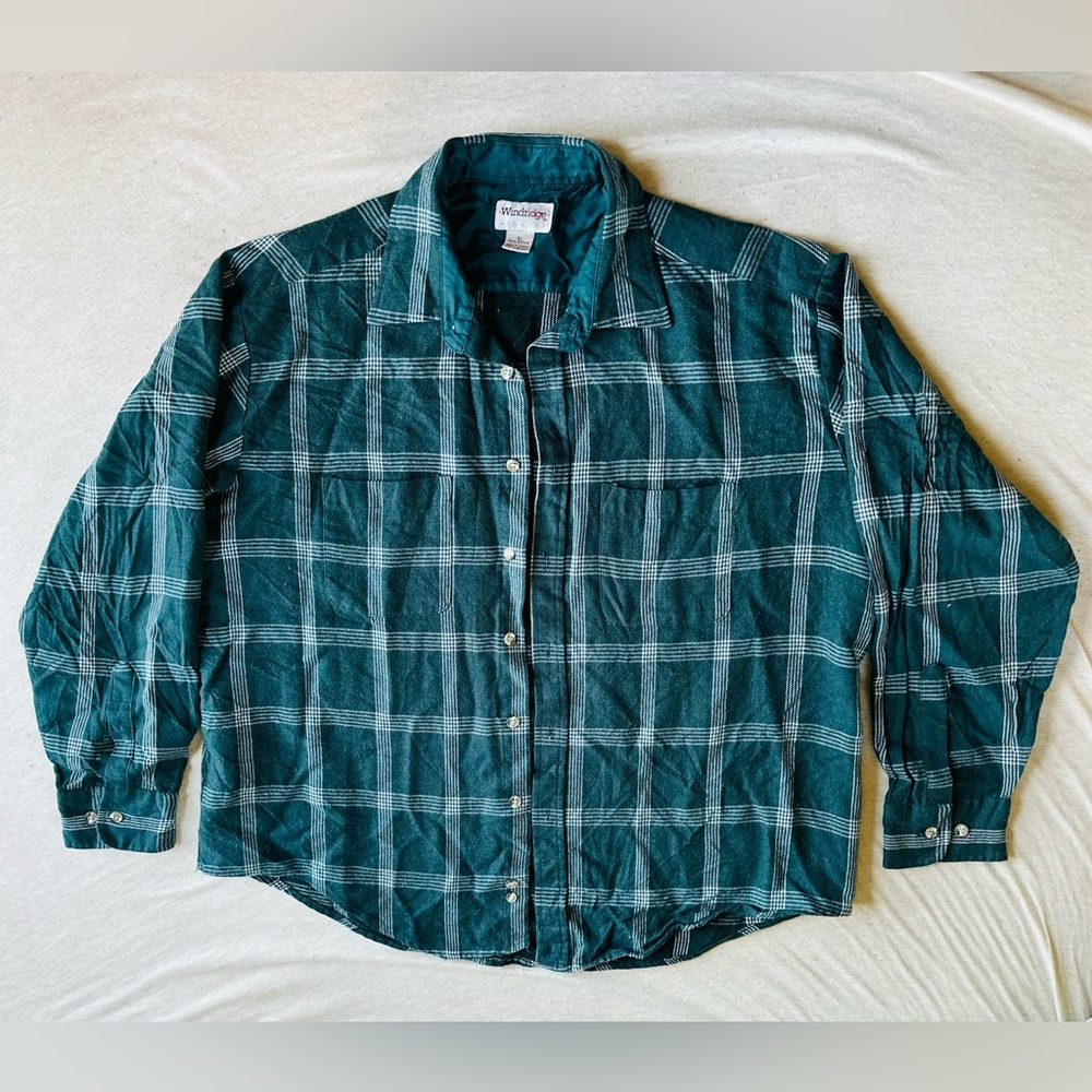 Green plaid long sleeve flannel